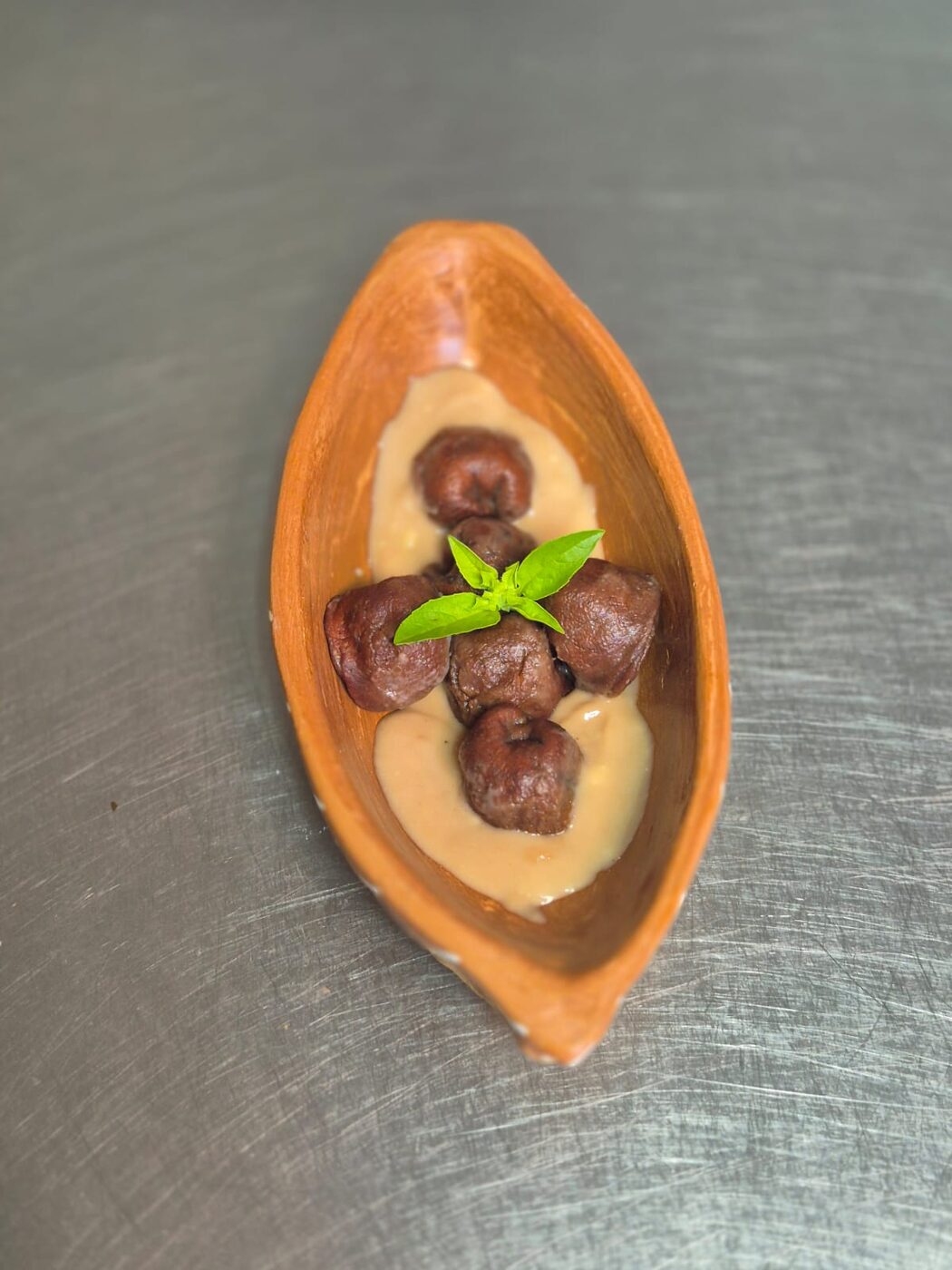 RAVIOLES REGIONALES EN SALSA DE CACAO — DON BETOO TRATTORIA